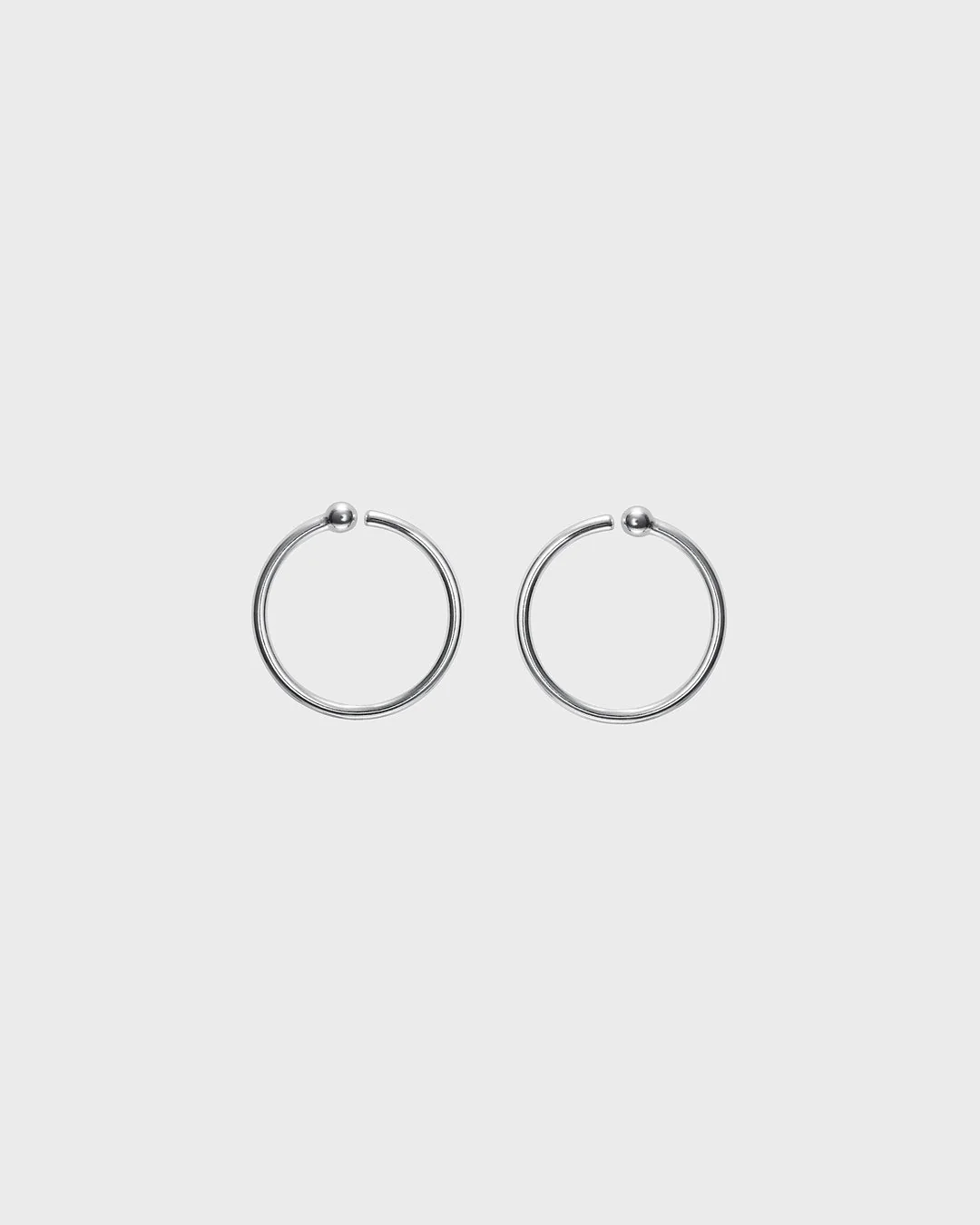 Amulet single earring silver left