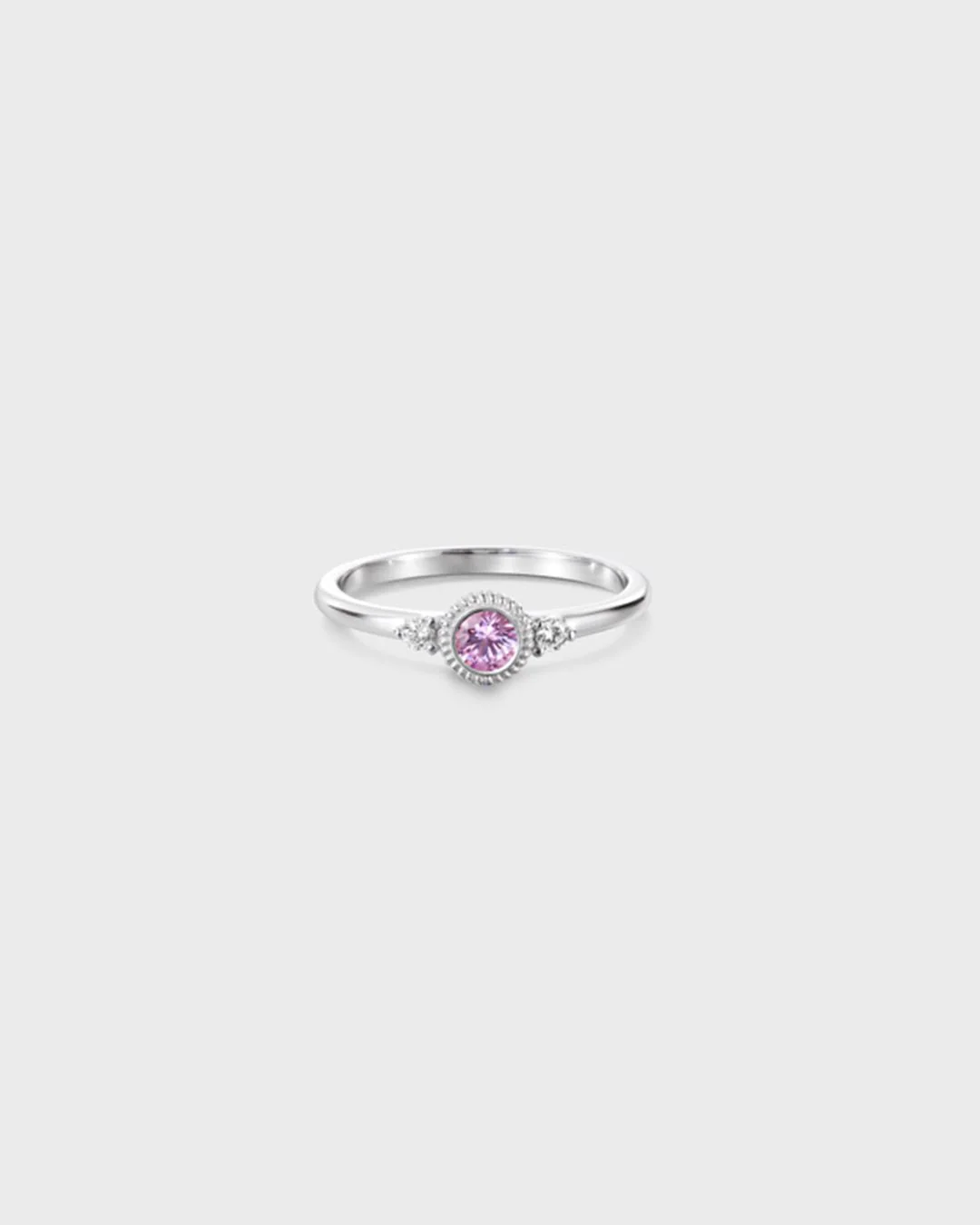 Beloved Diamond Ring 3 stones white gold - Image 3