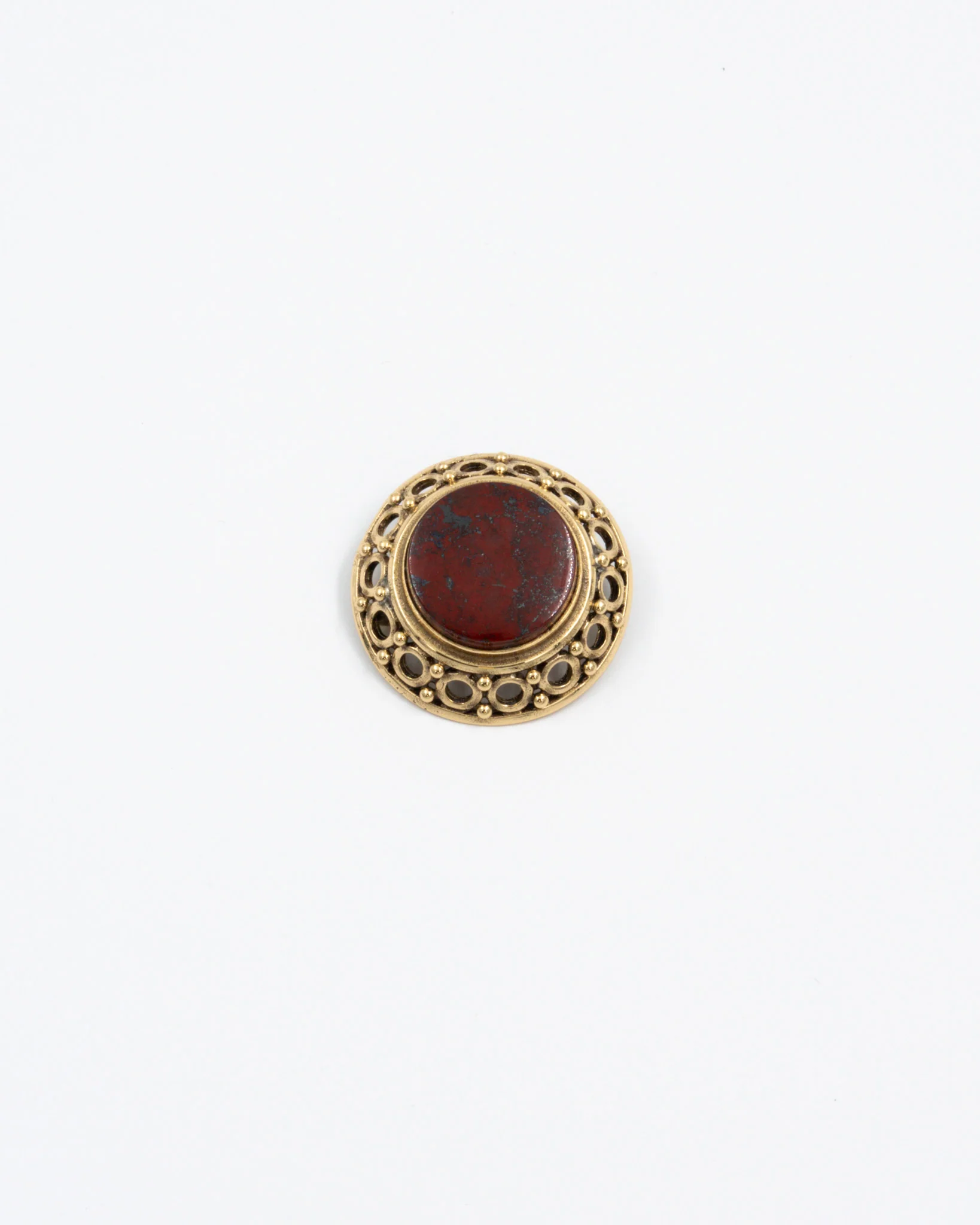 Held stone buckle bronze Jasper
