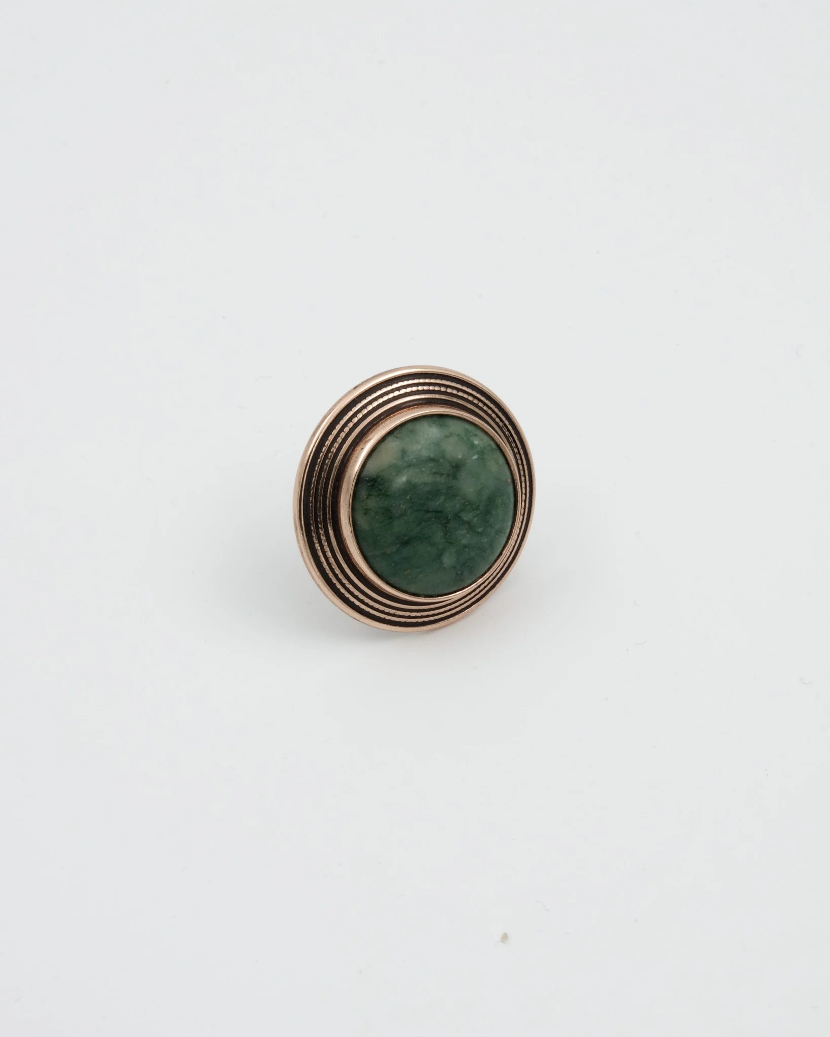 Held stone buckle bronze chrome marble