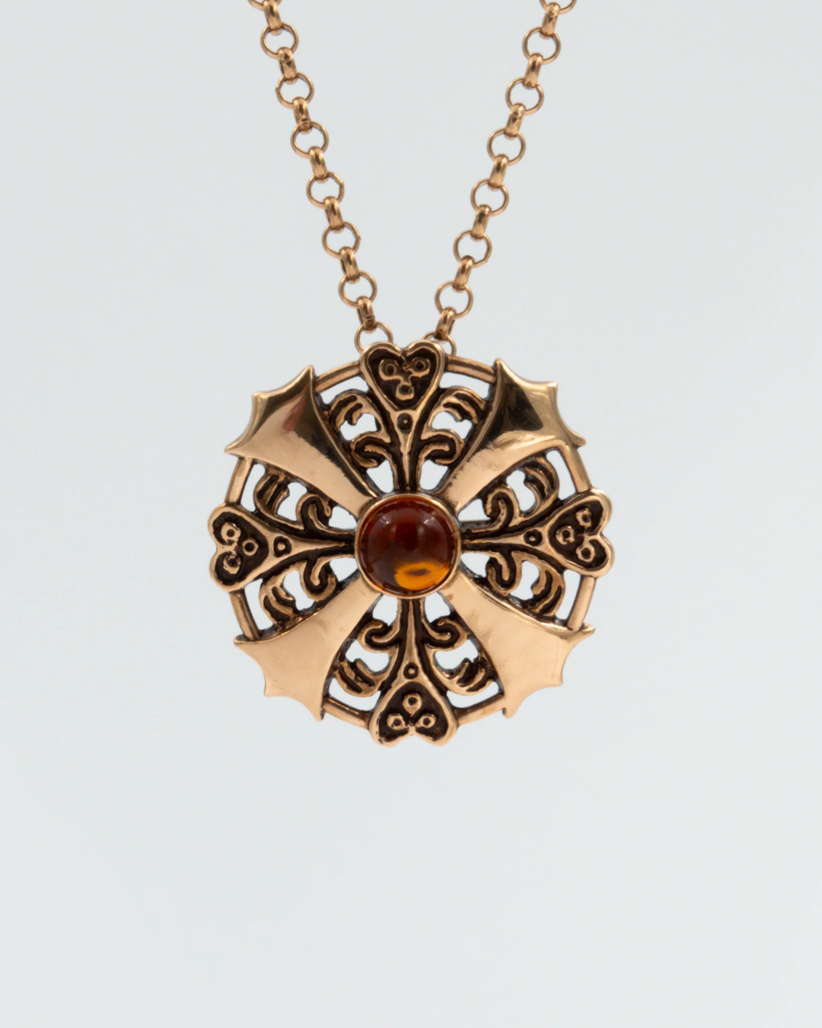 Kept Kuukivi koru pendant 70 cm bronze amber