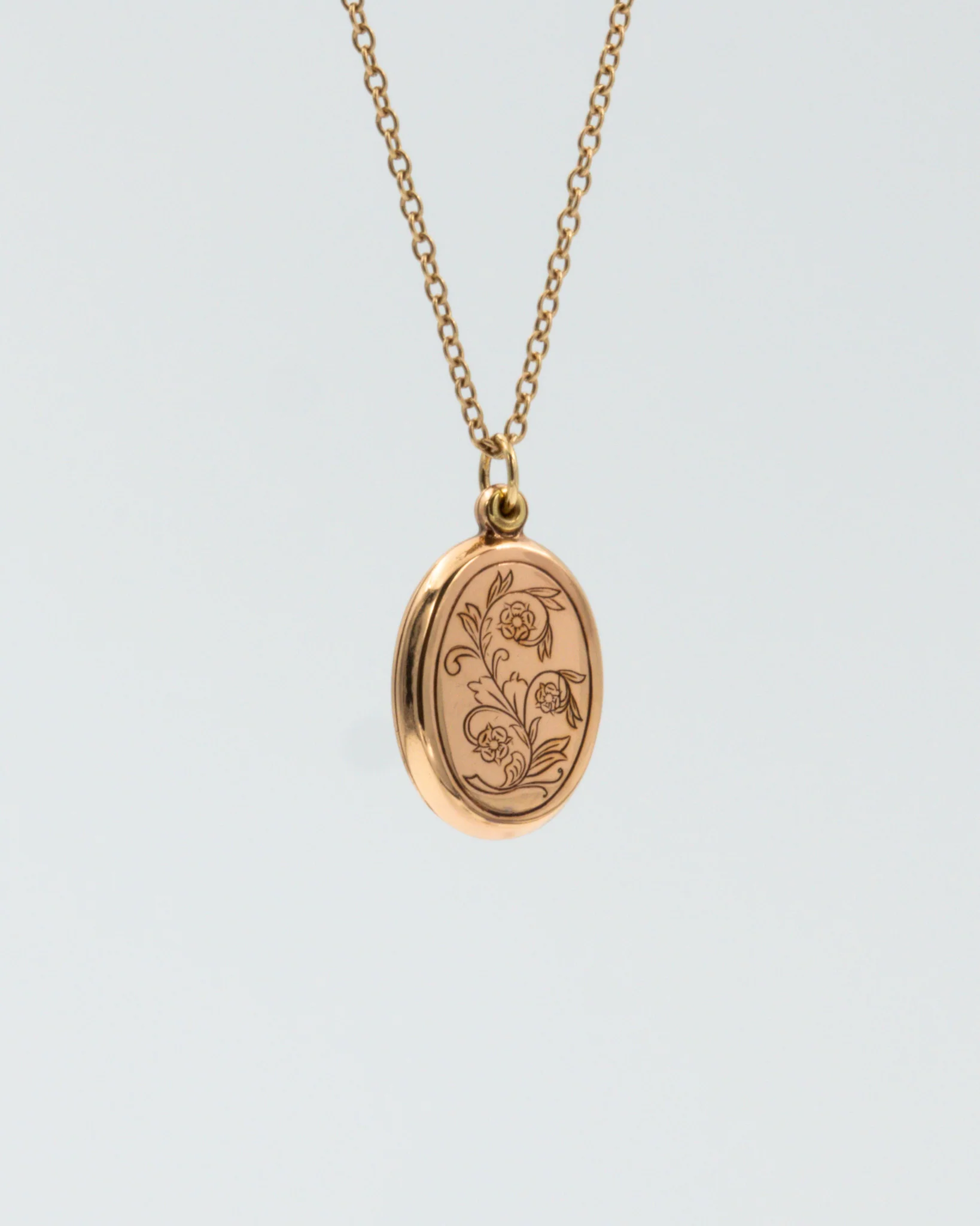 Held Medallion from Lapland 55/60 cm bronze