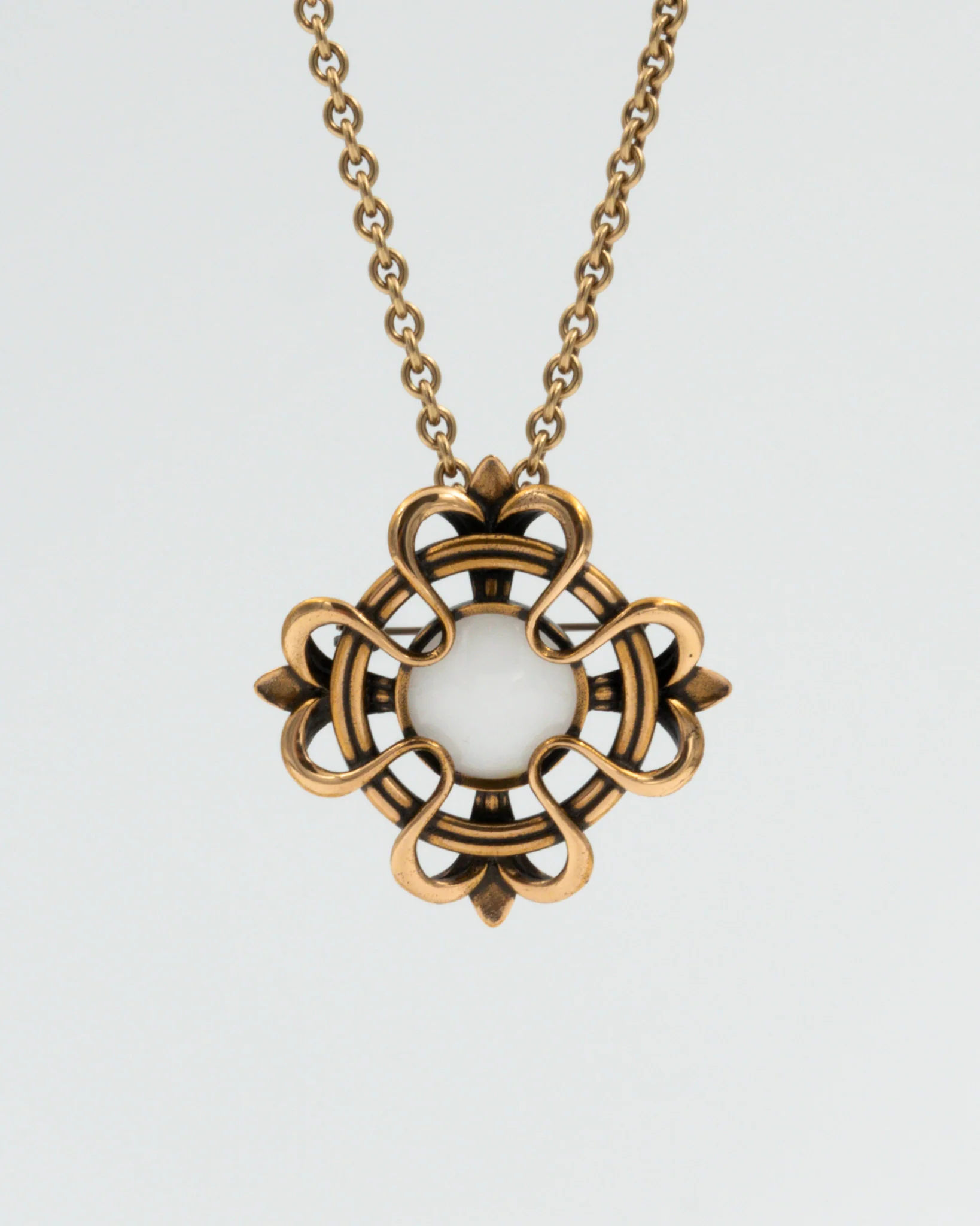 Held Lilja buckle pendant 42/45 cm bronze snow quartz