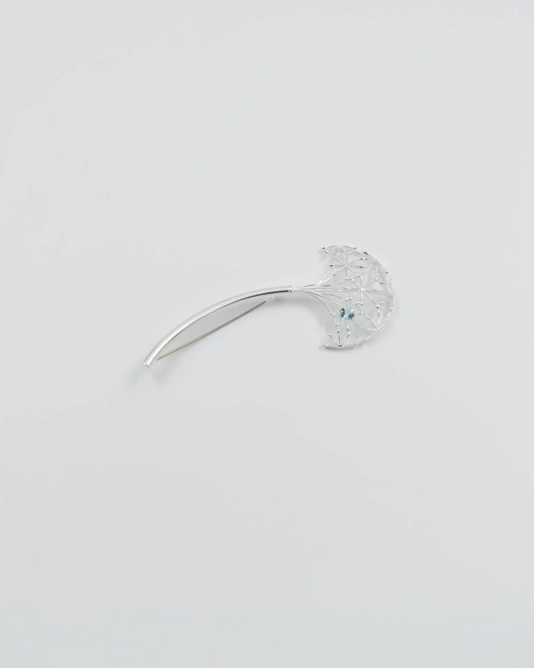 Kept Woman's voice brooch silver
