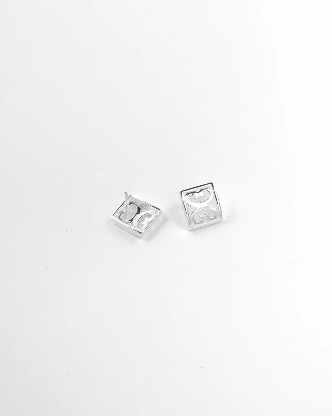 Kept Sisar earrings silver