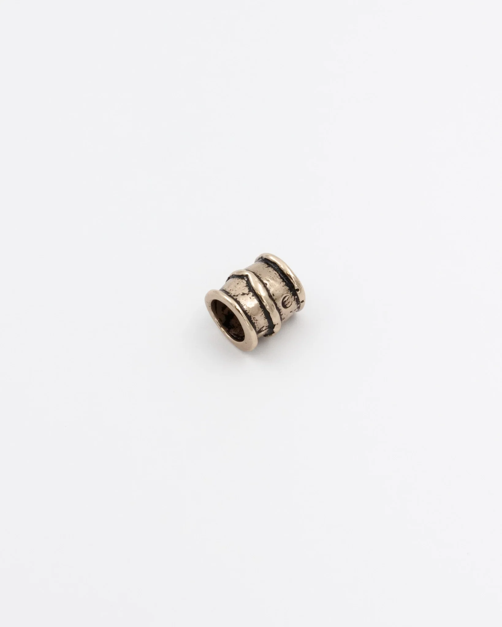 Kept barrel ring colored bronze