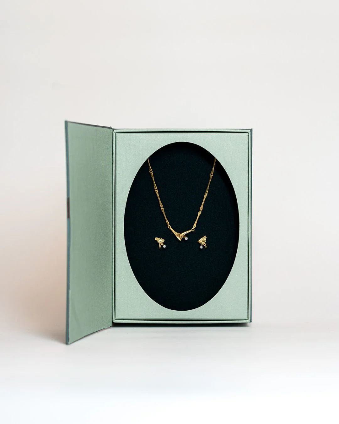 Volare Necklace - Image 3